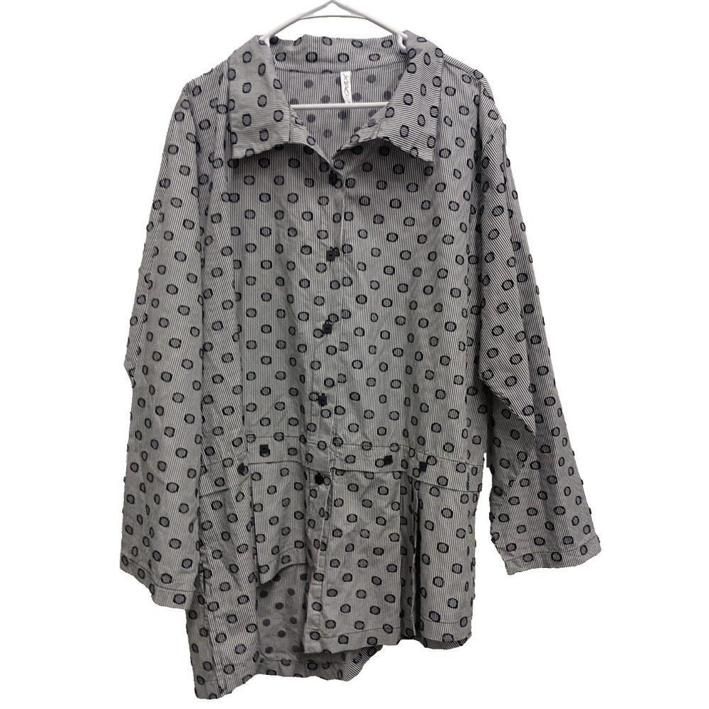 Xiao Womens Lagenlook‎ Top Size 1X Gray Polka Dot Embroidered Asymmetrical Artsy